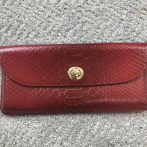 Hobo International red clutch